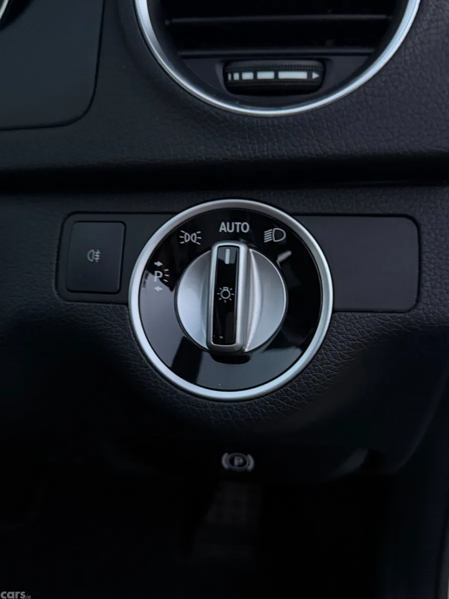 Mercedes-Benz C-Class Coupe, Petrol, 2012, Silver