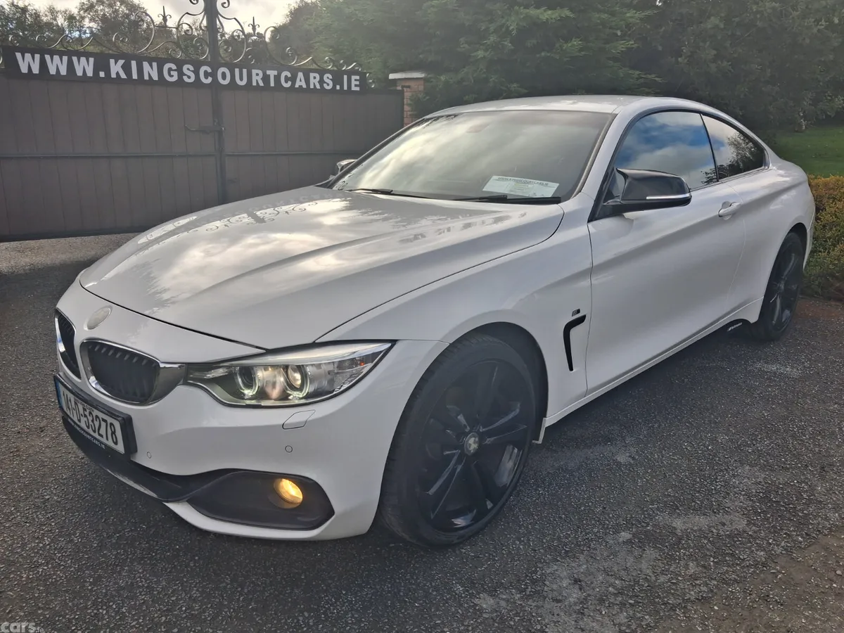 BMW 4-Series Coupe, Petrol, 2014, White