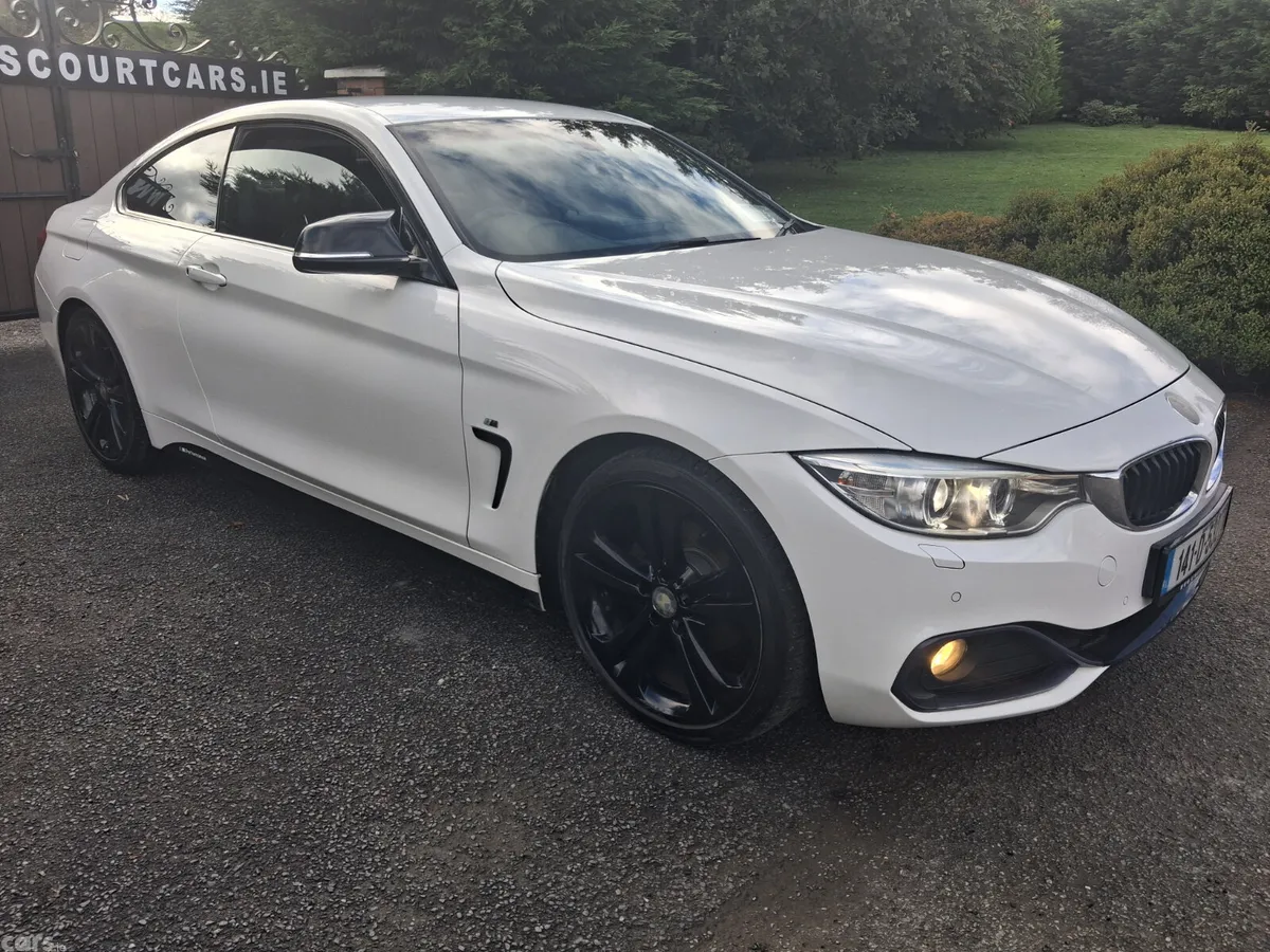 BMW 4-Series Coupe, Petrol, 2014, White