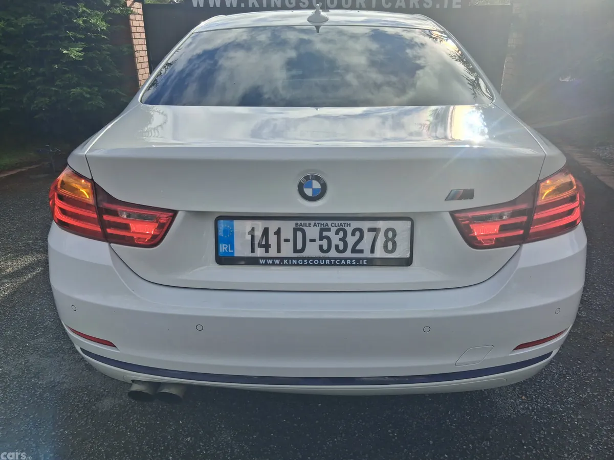 BMW 4-Series Coupe, Petrol, 2014, White