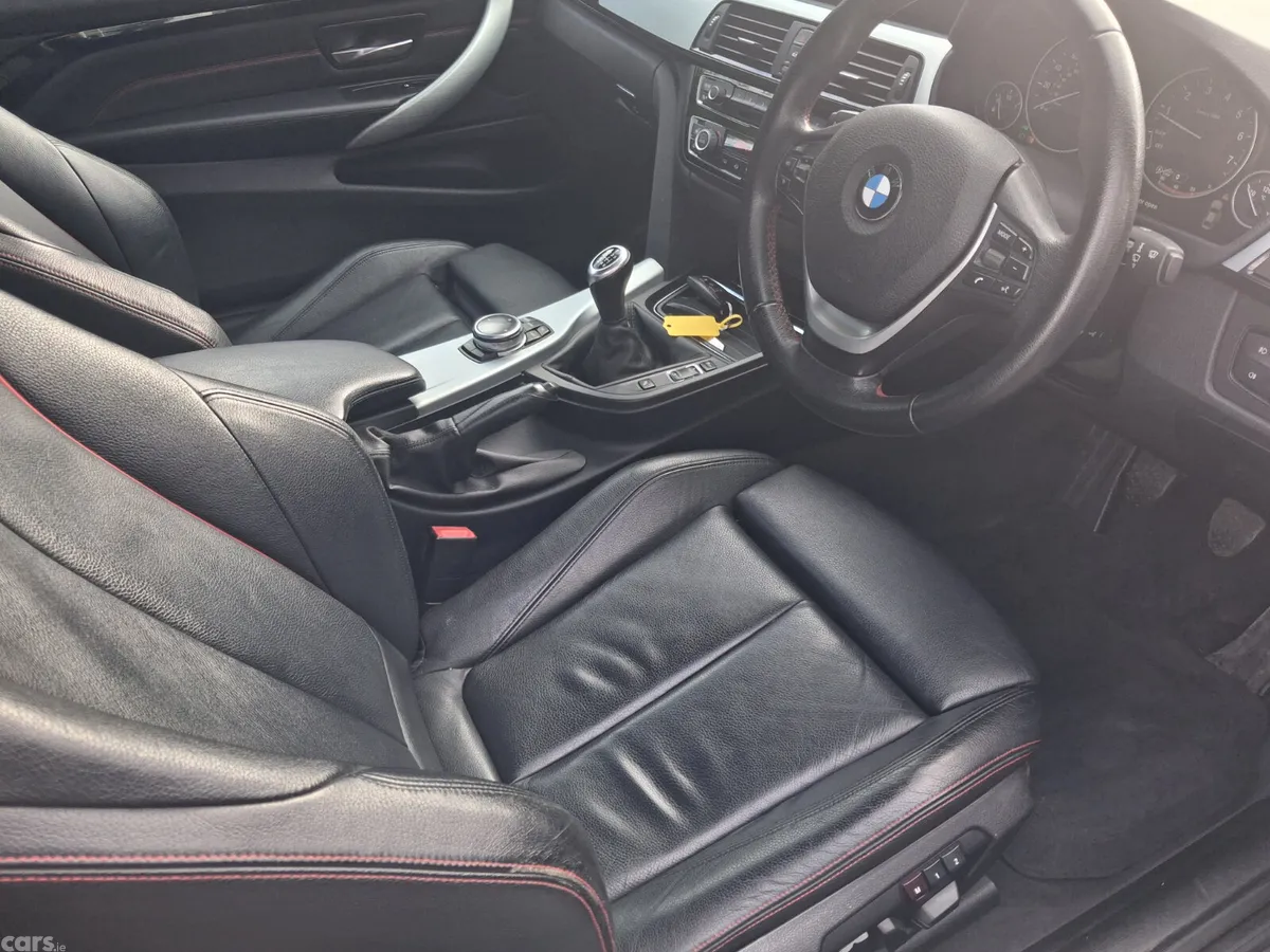 BMW 4-Series Coupe, Petrol, 2014, White