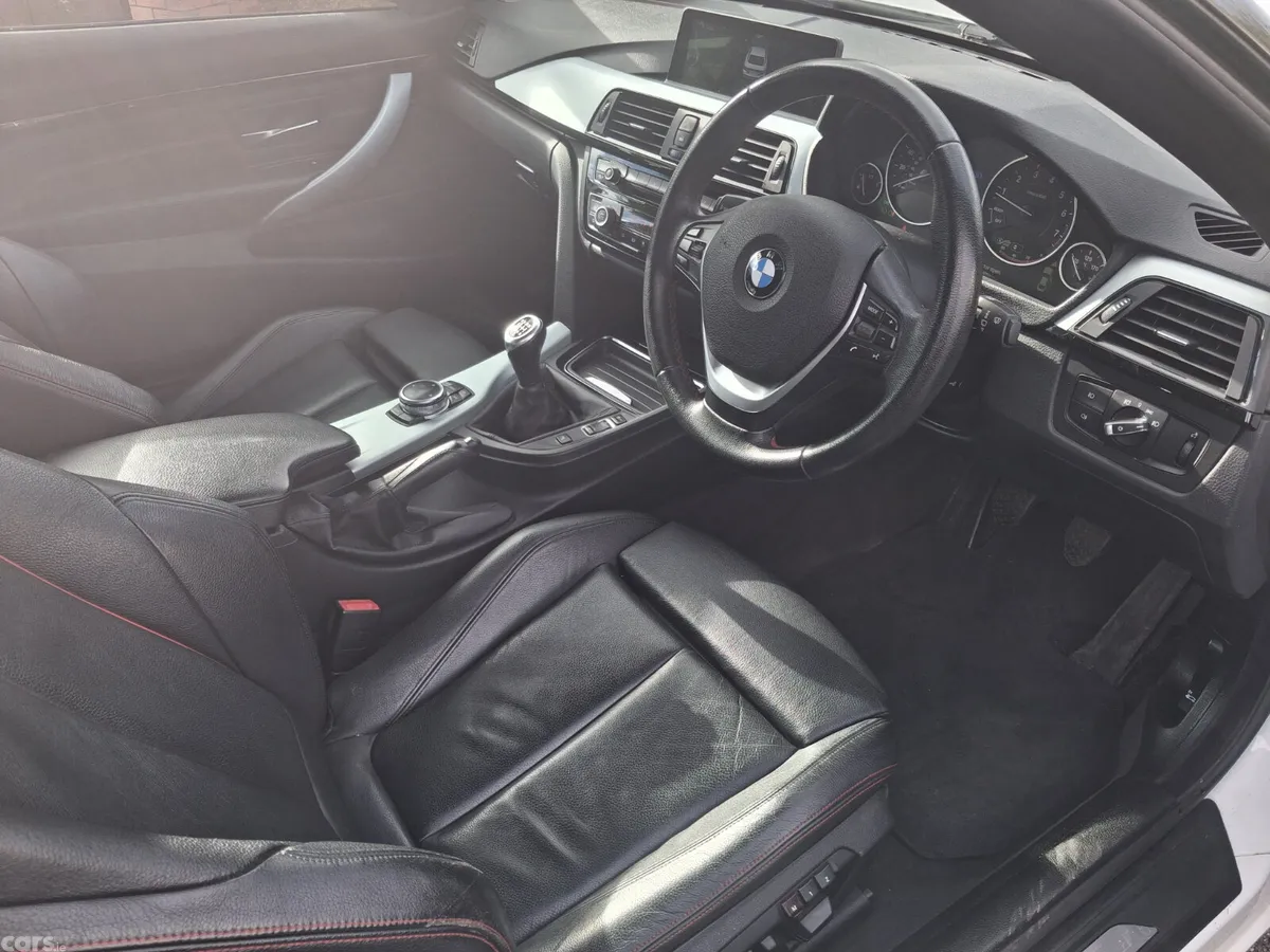 BMW 4-Series Coupe, Petrol, 2014, White