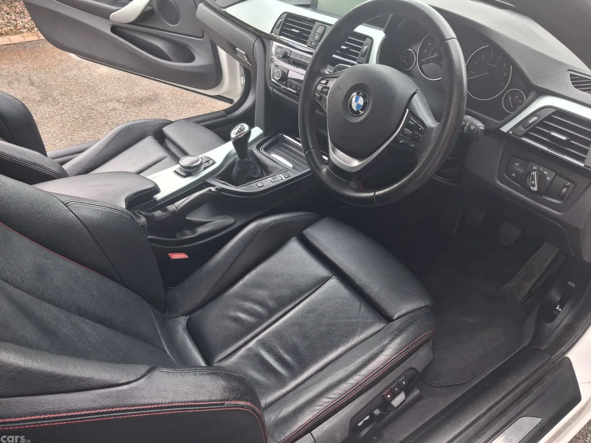 BMW 4-Series Coupe, Petrol, 2014, White
