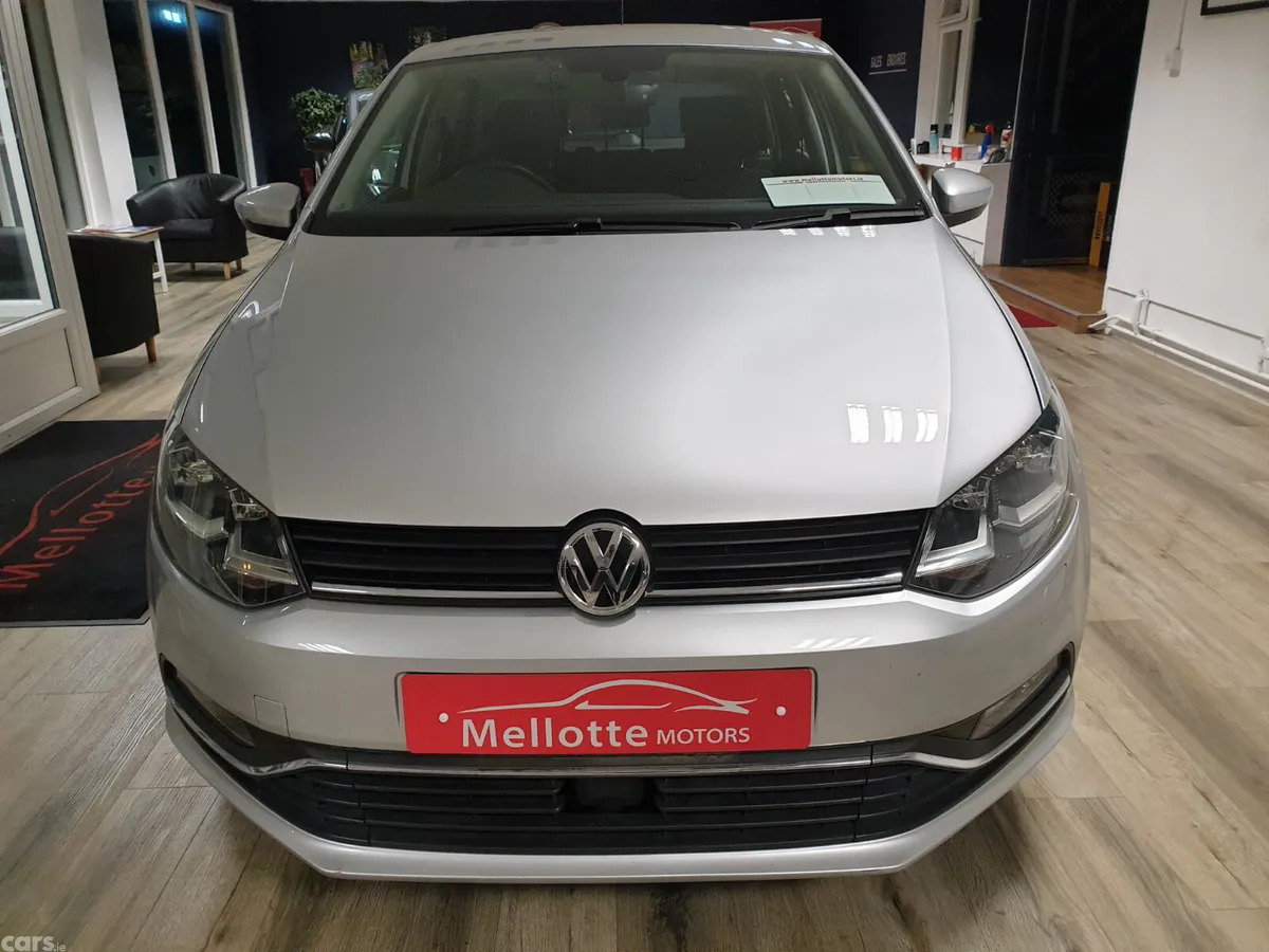 Volkswagen Polo Hatchback, Petrol, 2017, Silver
