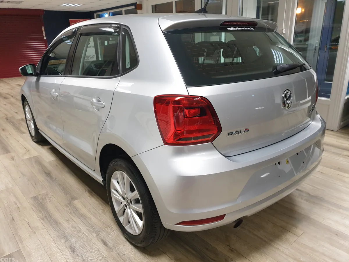 Volkswagen Polo Hatchback, Petrol, 2017, Silver