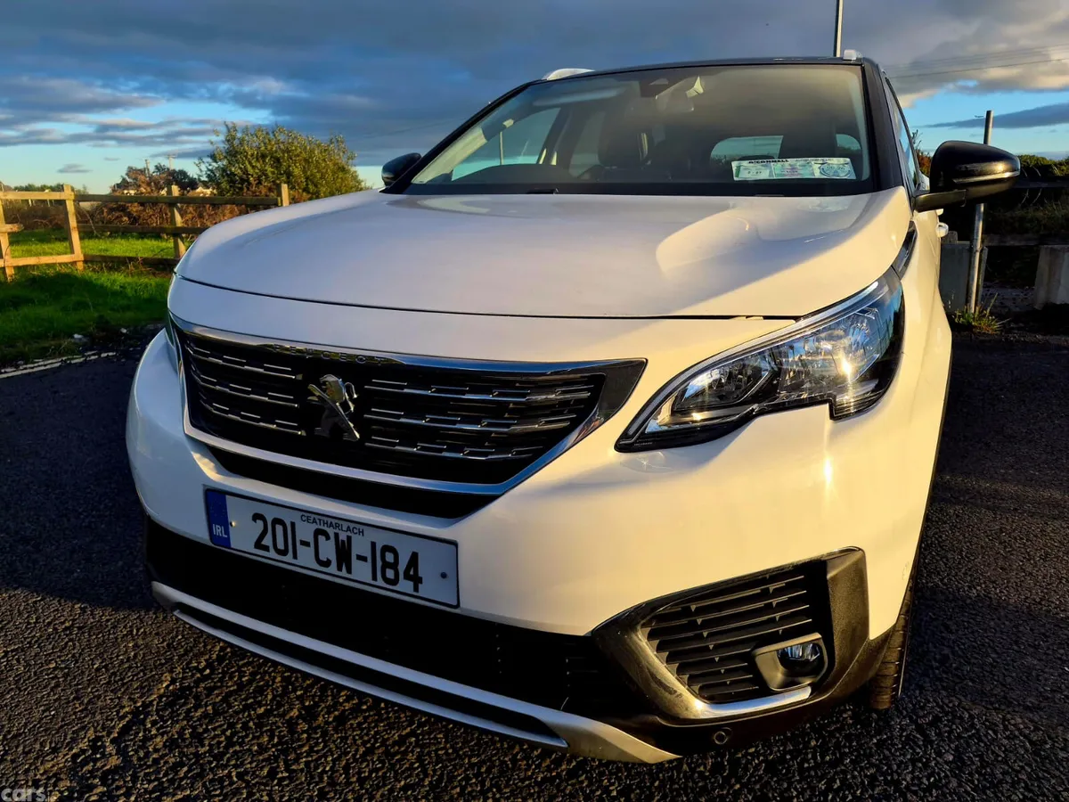 Peugeot 5008 MPV, Diesel, 2020, White