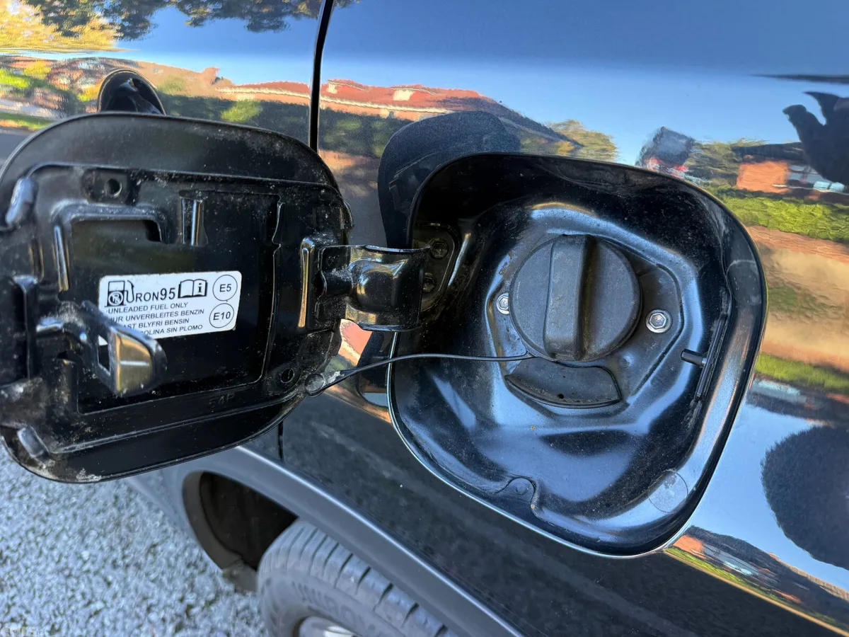 Suzuki Vitara SUV, Petrol, 2020, Black