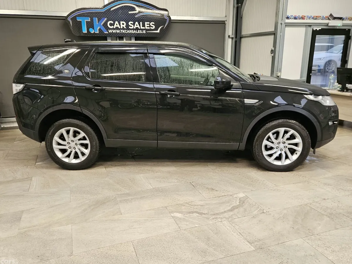 Land Rover Discovery Sport SUV, Diesel, 2019, Black