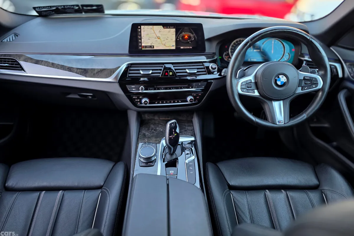 BMW 5-Series Saloon, Petrol Plug-in Hybrid, 2017, White