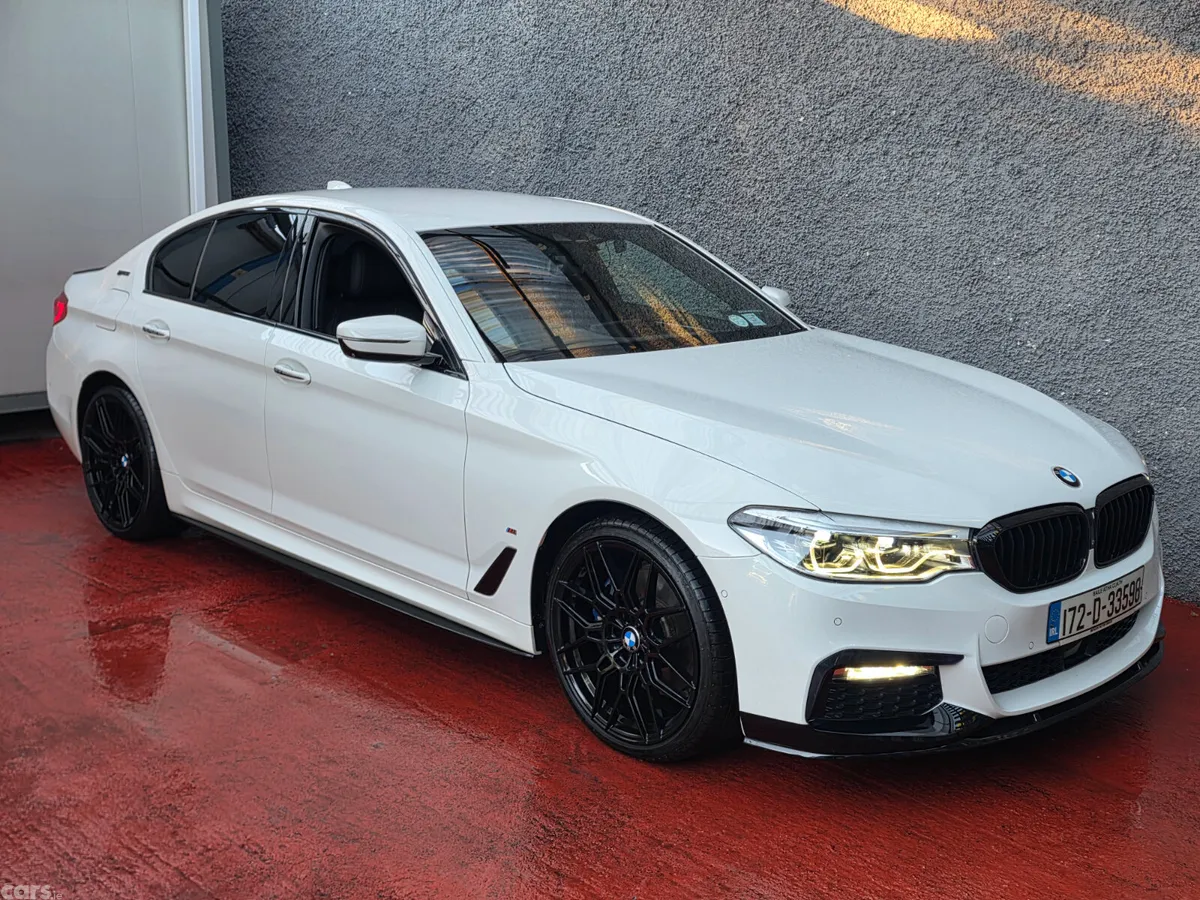 BMW 5-Series Saloon, Petrol Plug-in Hybrid, 2017, White