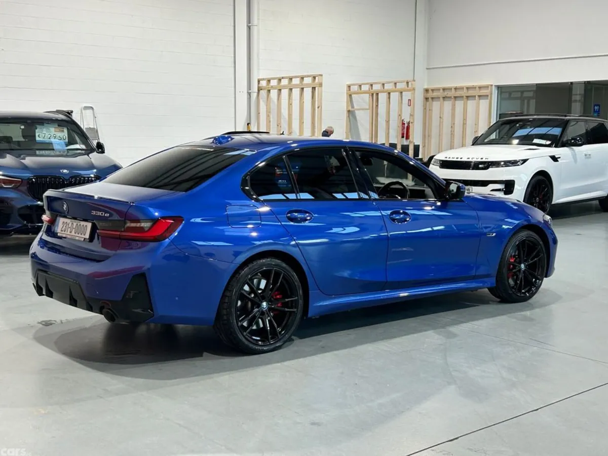 BMW 3-Series Saloon, Petrol Hybrid, 2023, Blue