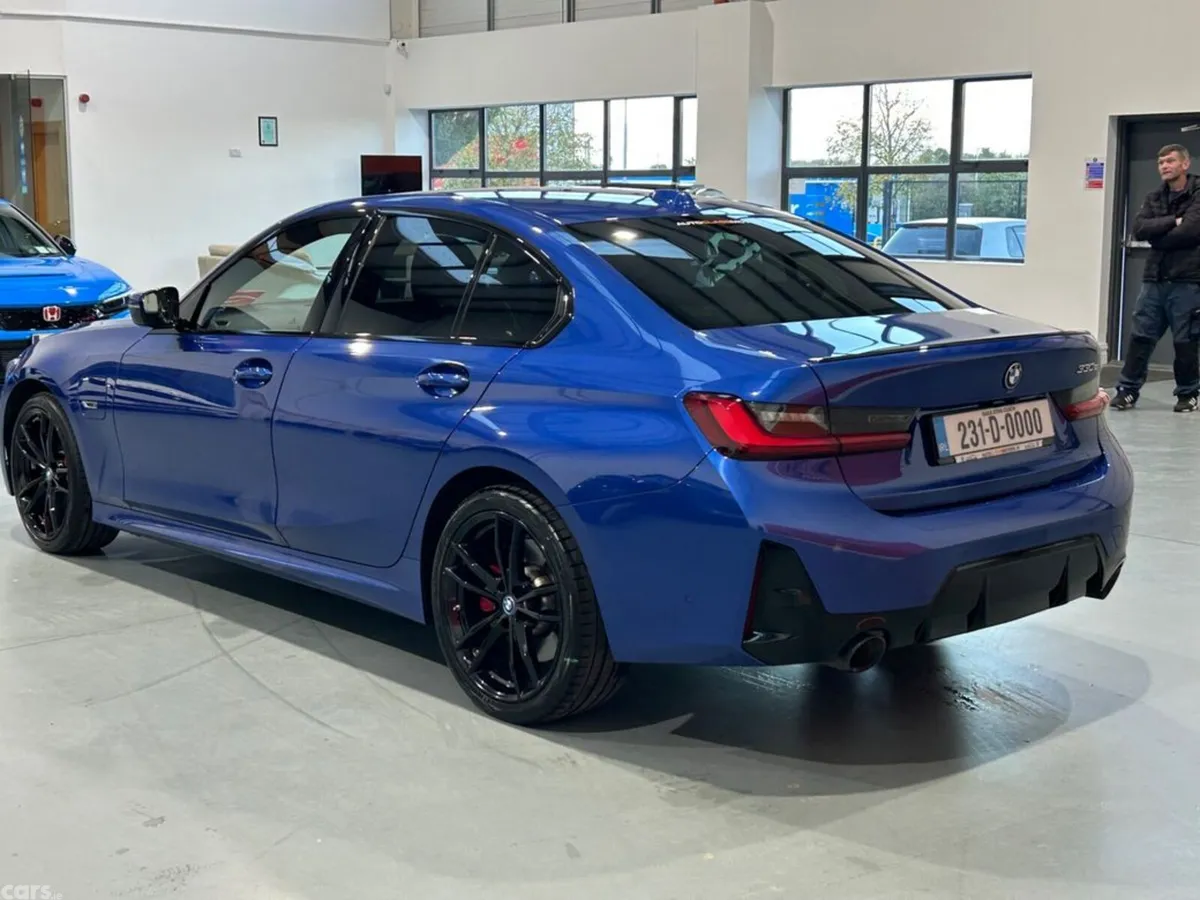 BMW 3-Series Saloon, Petrol Hybrid, 2023, Blue
