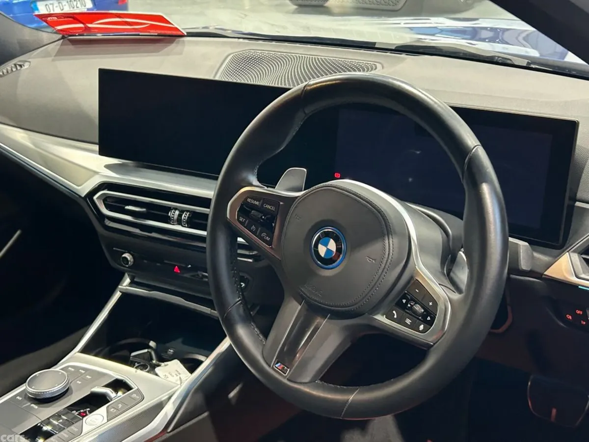 BMW 3-Series Saloon, Petrol Hybrid, 2023, Blue