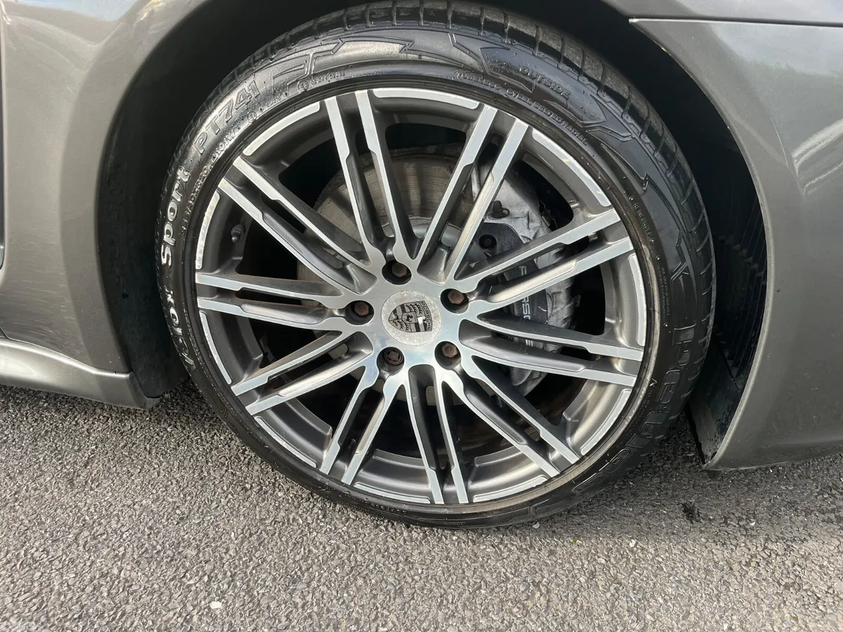 Porsche Panamera Hatchback, Diesel, 2015, Grey