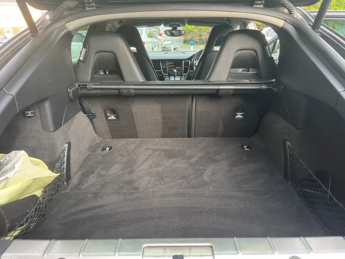 Porsche Panamera Hatchback, Diesel, 2015, Grey