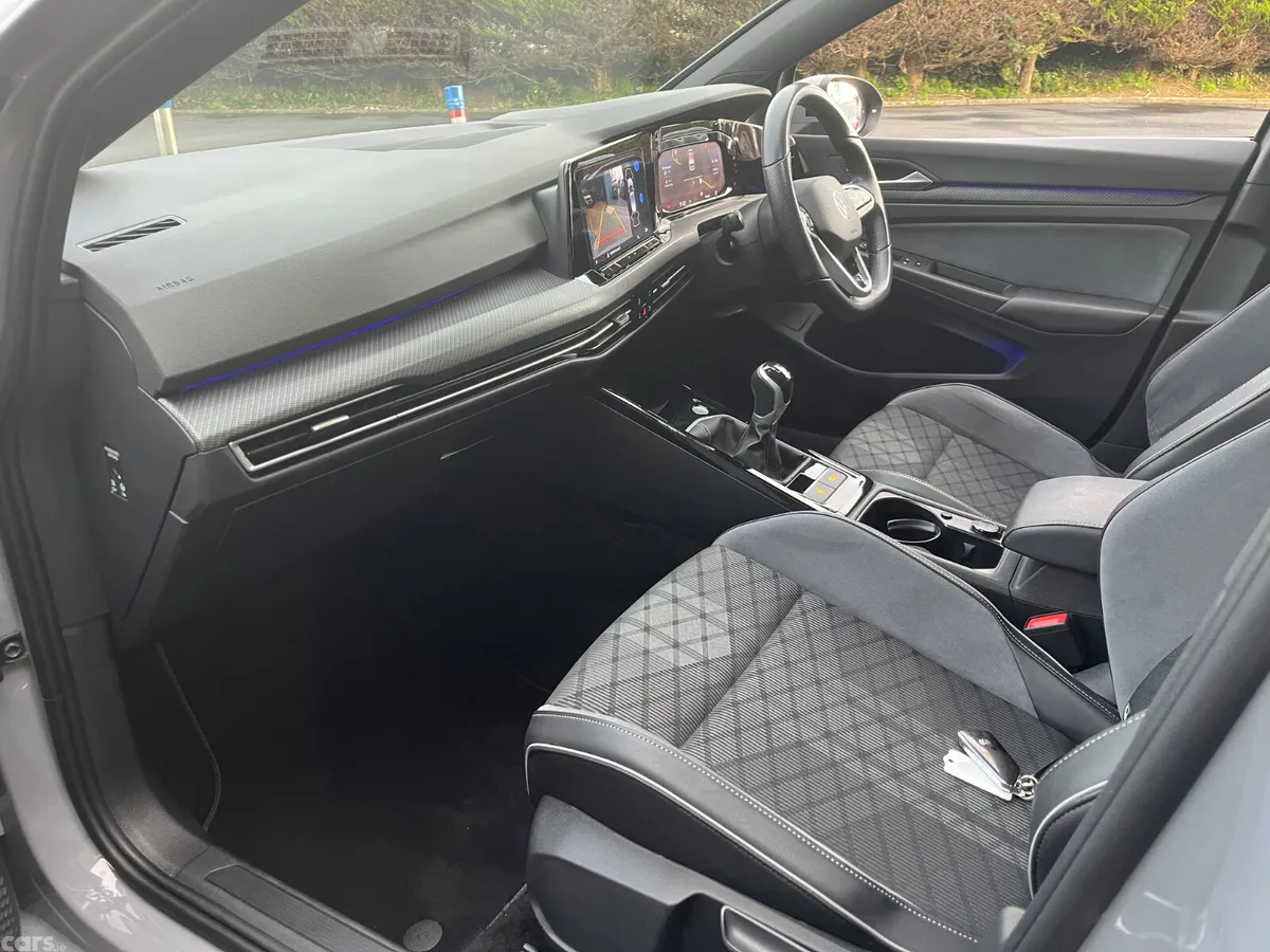 Volkswagen Golf Estate, Diesel, 2024, Grey