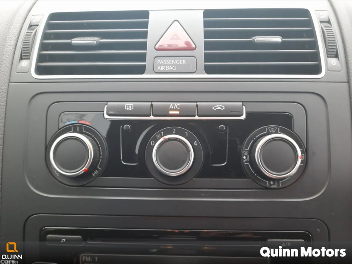 Volkswagen Touran MPV, Diesel, 2014, Grey