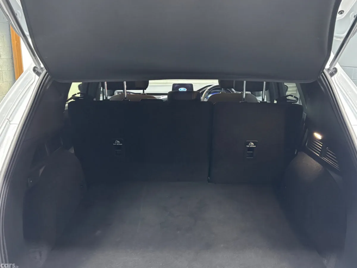 Ford Kuga MPV, Diesel, 2021, White