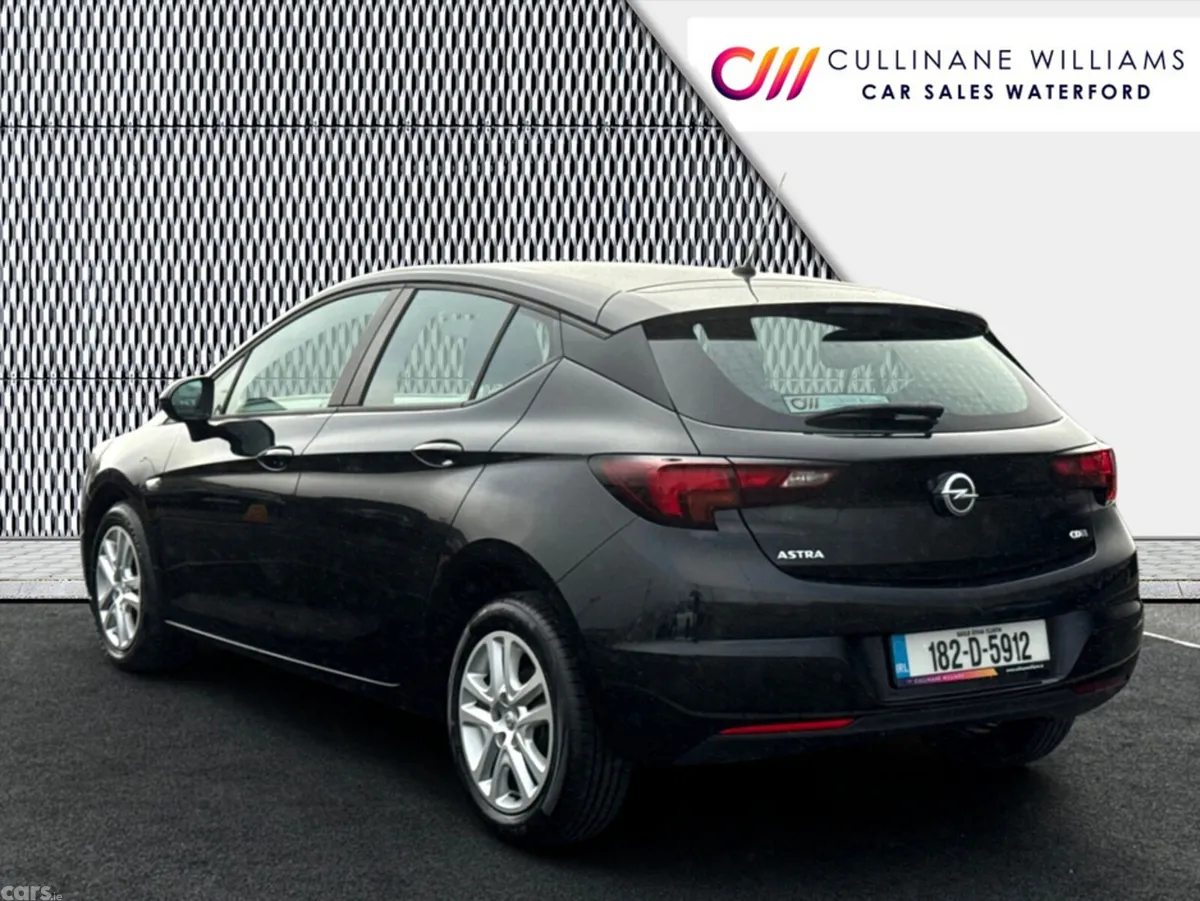 Opel Astra Hatchback, Diesel, 2018, Black
