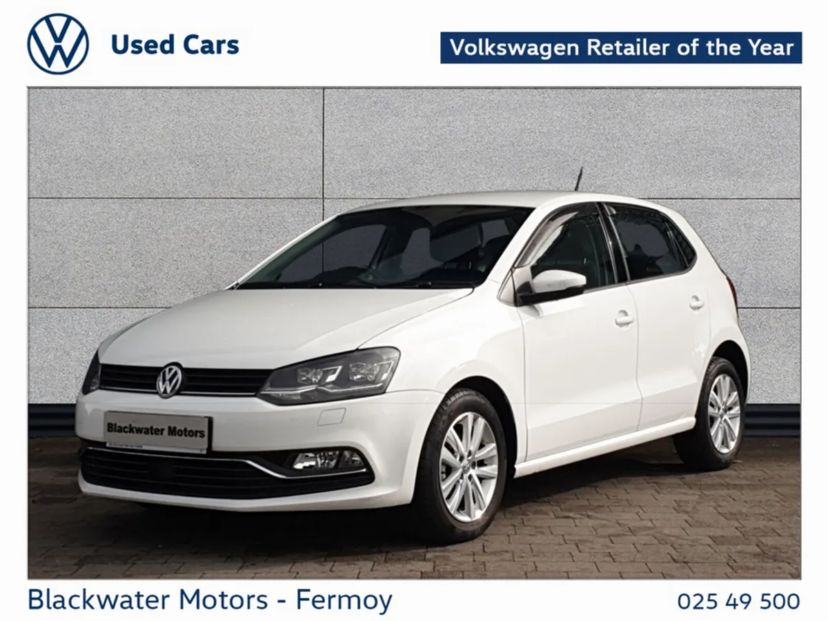 Volkswagen Polo Hatchback, Petrol, 2018, White
