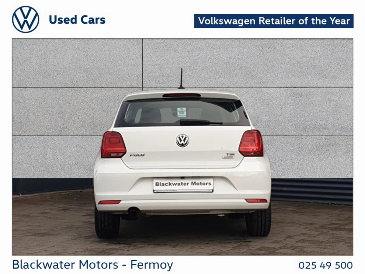 Volkswagen Polo Hatchback, Petrol, 2018, White