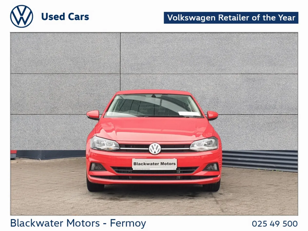 Volkswagen Polo Hatchback, Petrol, 2019, Red