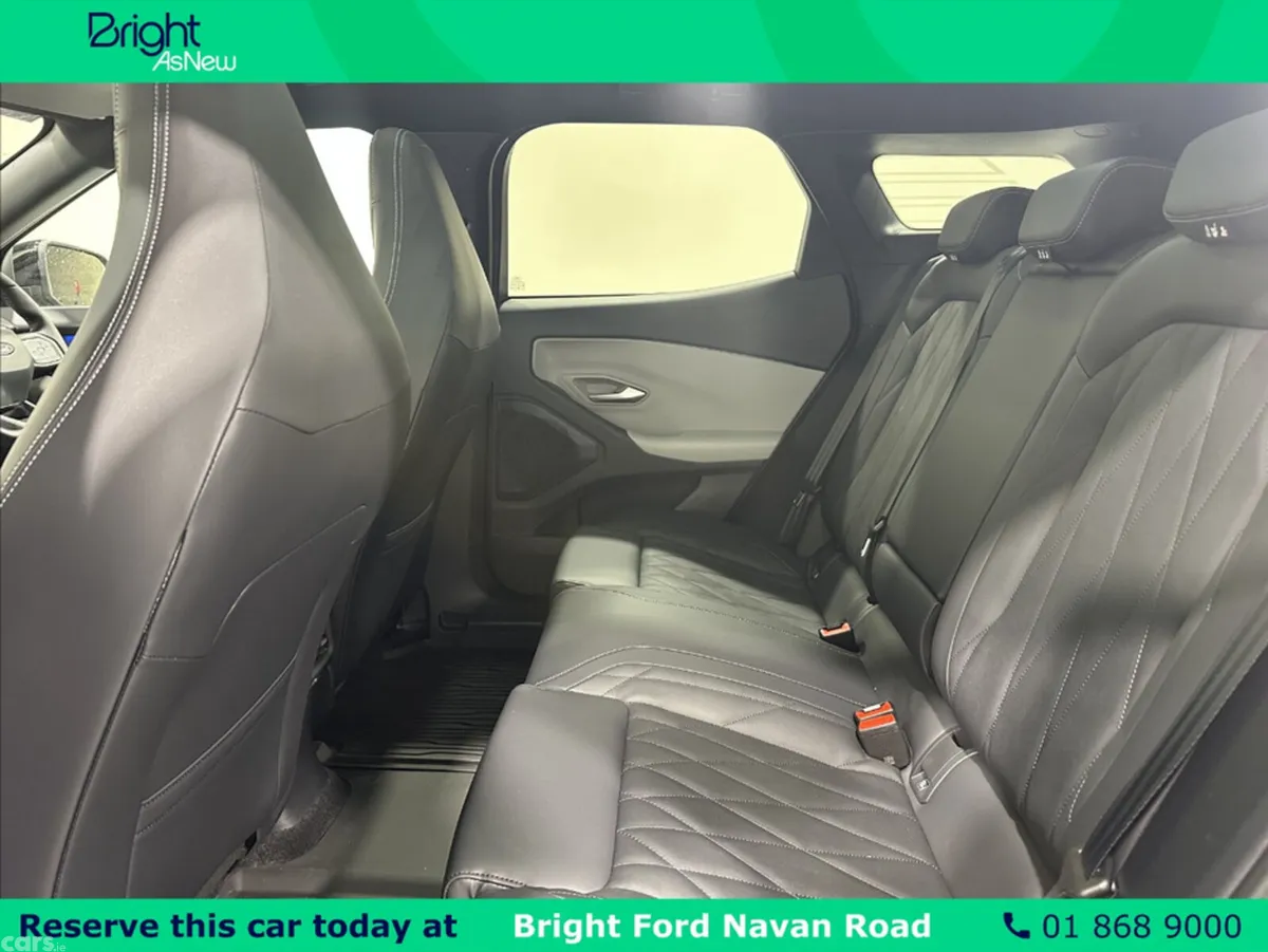 Ford Explorer MPV, Electric, 2026, Grey