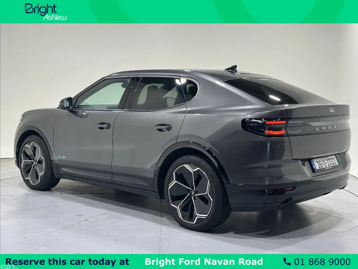 Ford Capri MPV, Electric, 2026, Grey