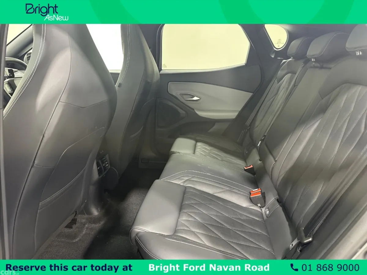 Ford Capri MPV, Electric, 2026, Grey