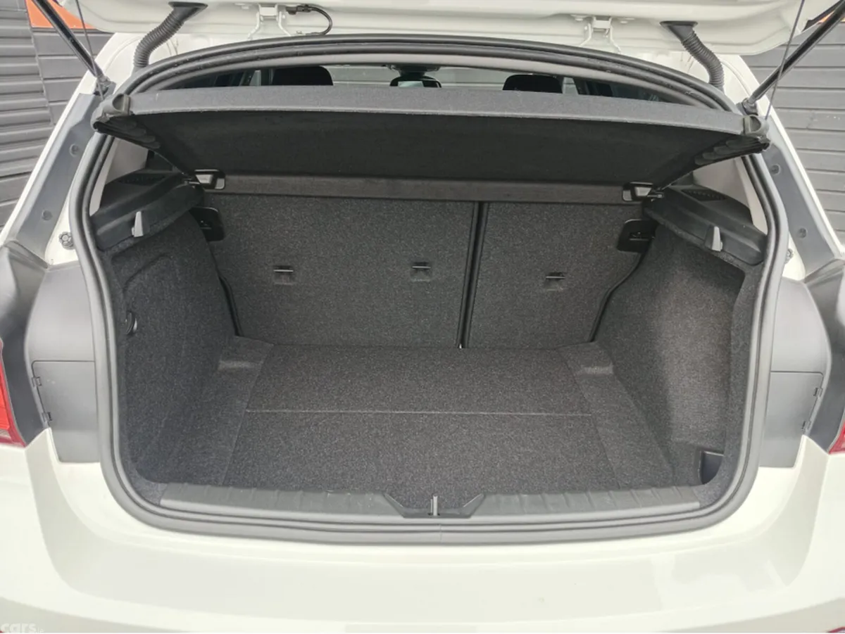 BMW 1-Series Hatchback, Diesel, 2016, White