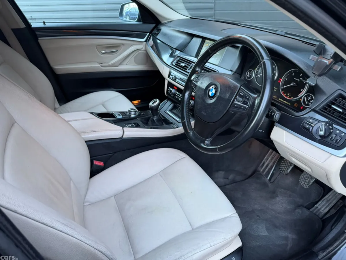 BMW 5-Series Saloon, Diesel, 2011, Black