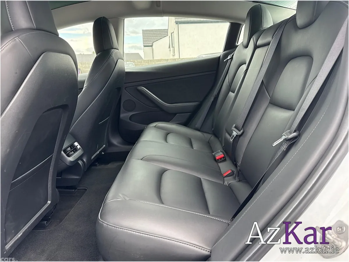 Tesla Model 3 Saloon, Electric, 2021, White