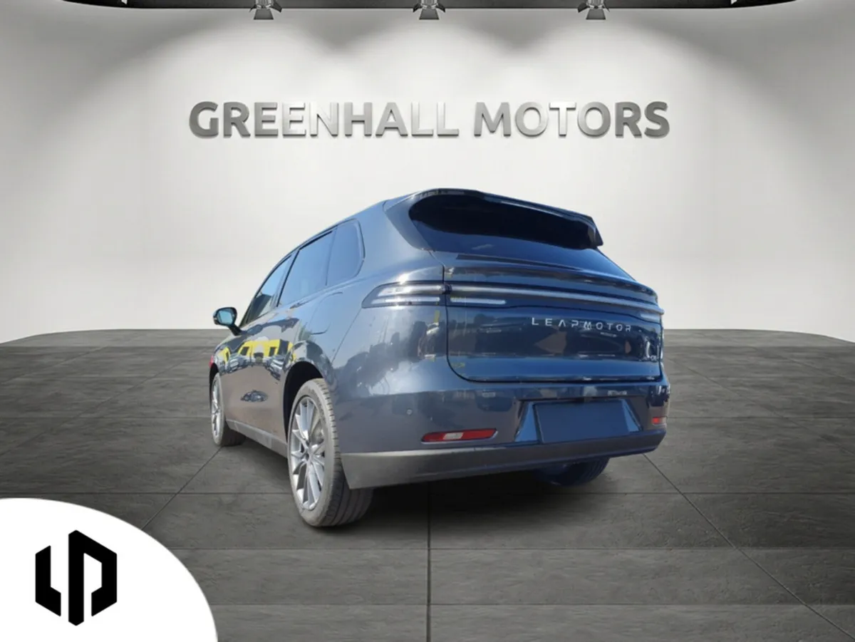 Leapmotor C10 SUV, Petrol Plug-in Hybrid, 2026, Grey