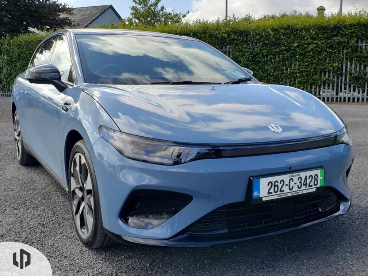Leapmotor B05 Hatchback, Electric, 2027, Blue