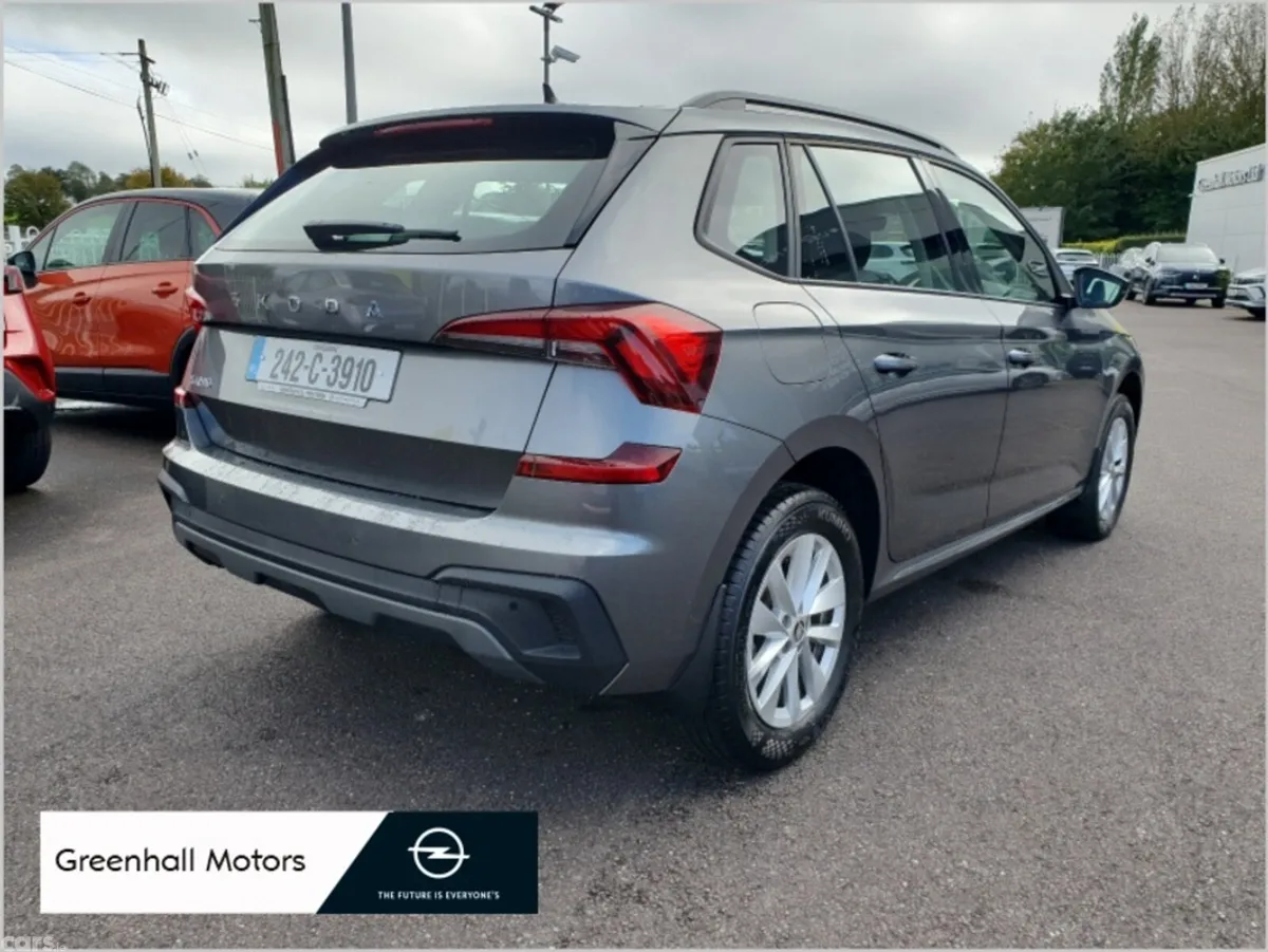 Skoda Kamiq Hatchback, Petrol, 2024, Grey
