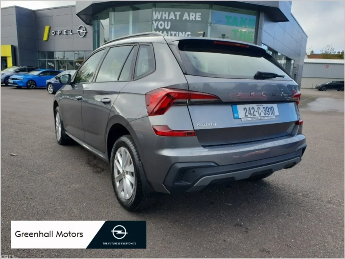 Skoda Kamiq Hatchback, Petrol, 2024, Grey