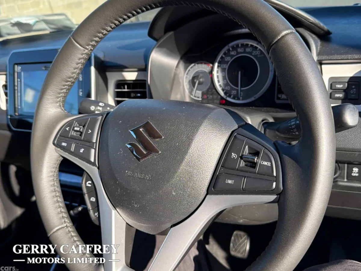 Suzuki Ignis Hatchback, Petrol, 2024, Green