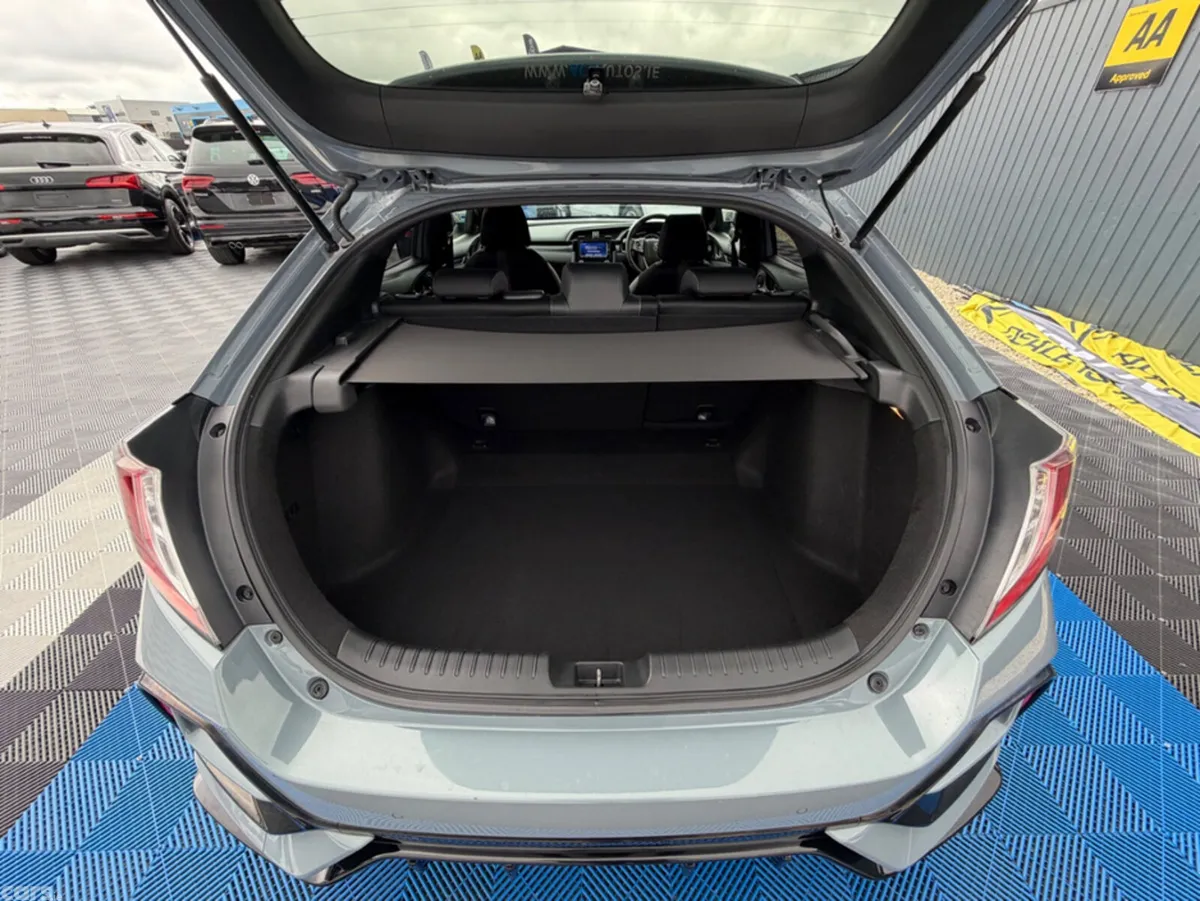 Honda Civic Hatchback, Petrol, 2020, Grey