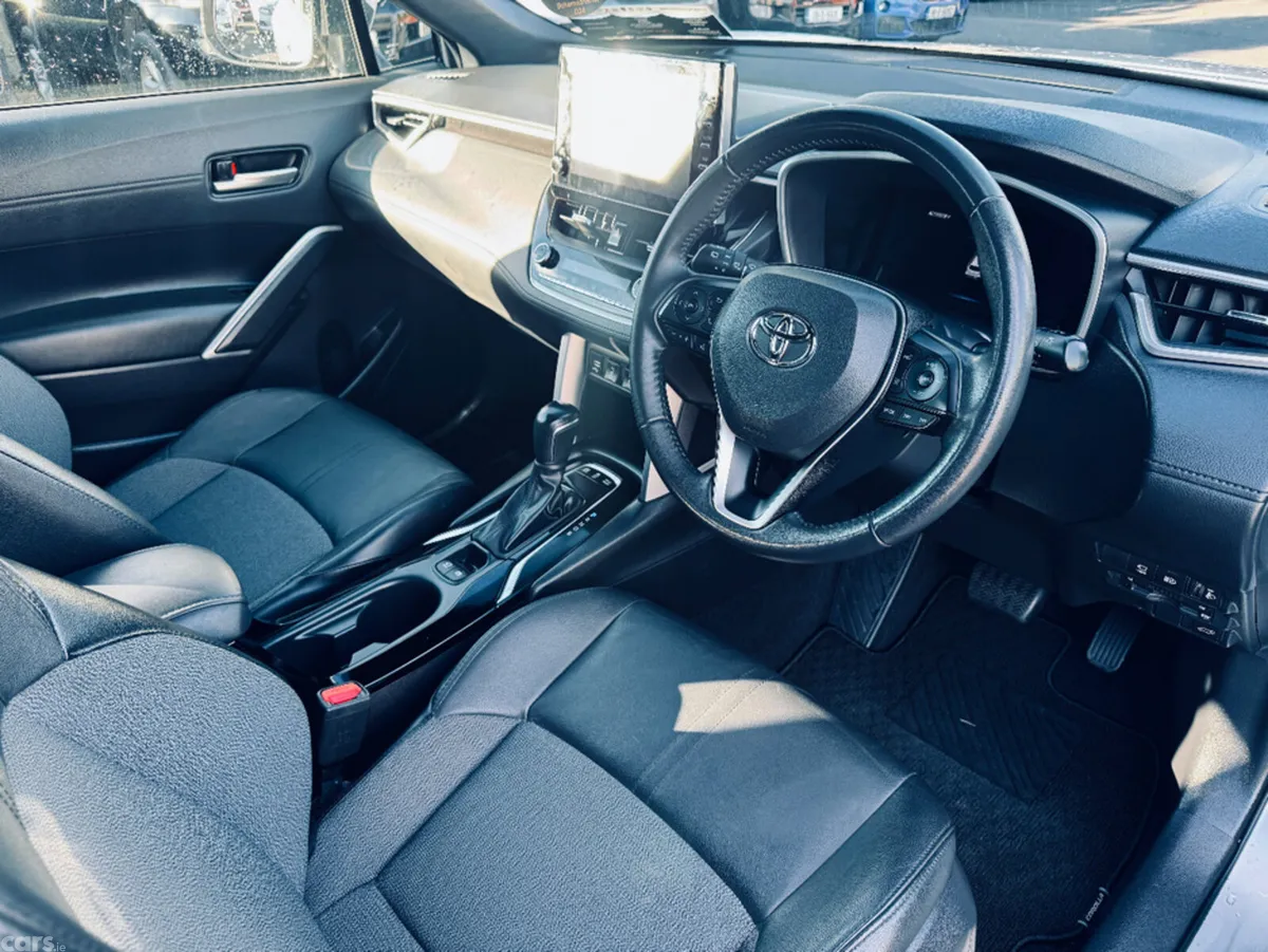 Toyota Corolla Cross SUV, Petrol Hybrid, 2023, Silver