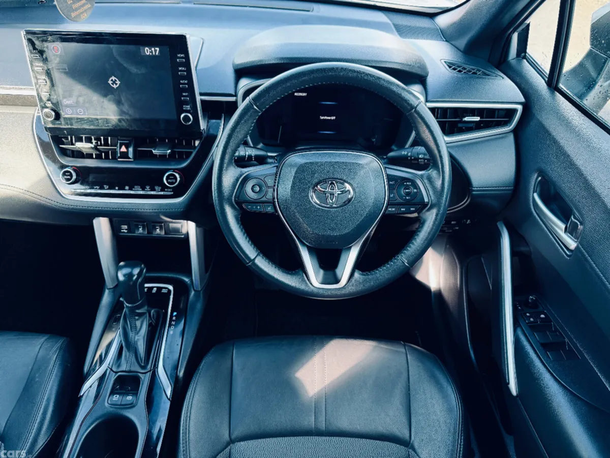 Toyota Corolla Cross SUV, Petrol Hybrid, 2023, Silver
