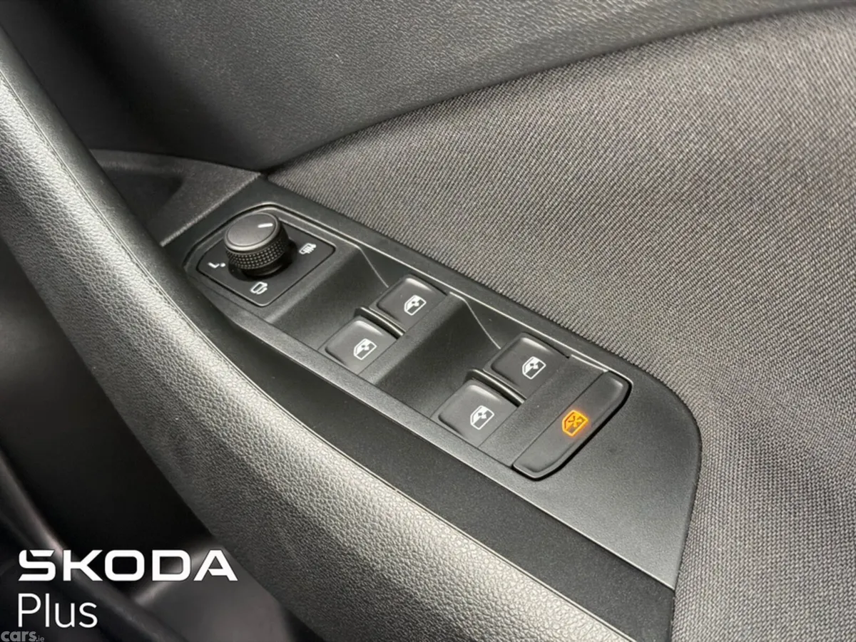 Skoda Scala Hatchback, Petrol, 2026, Grey