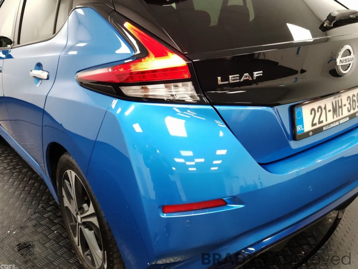 Nissan Leaf Hatchback, Electric, 2022, Blue