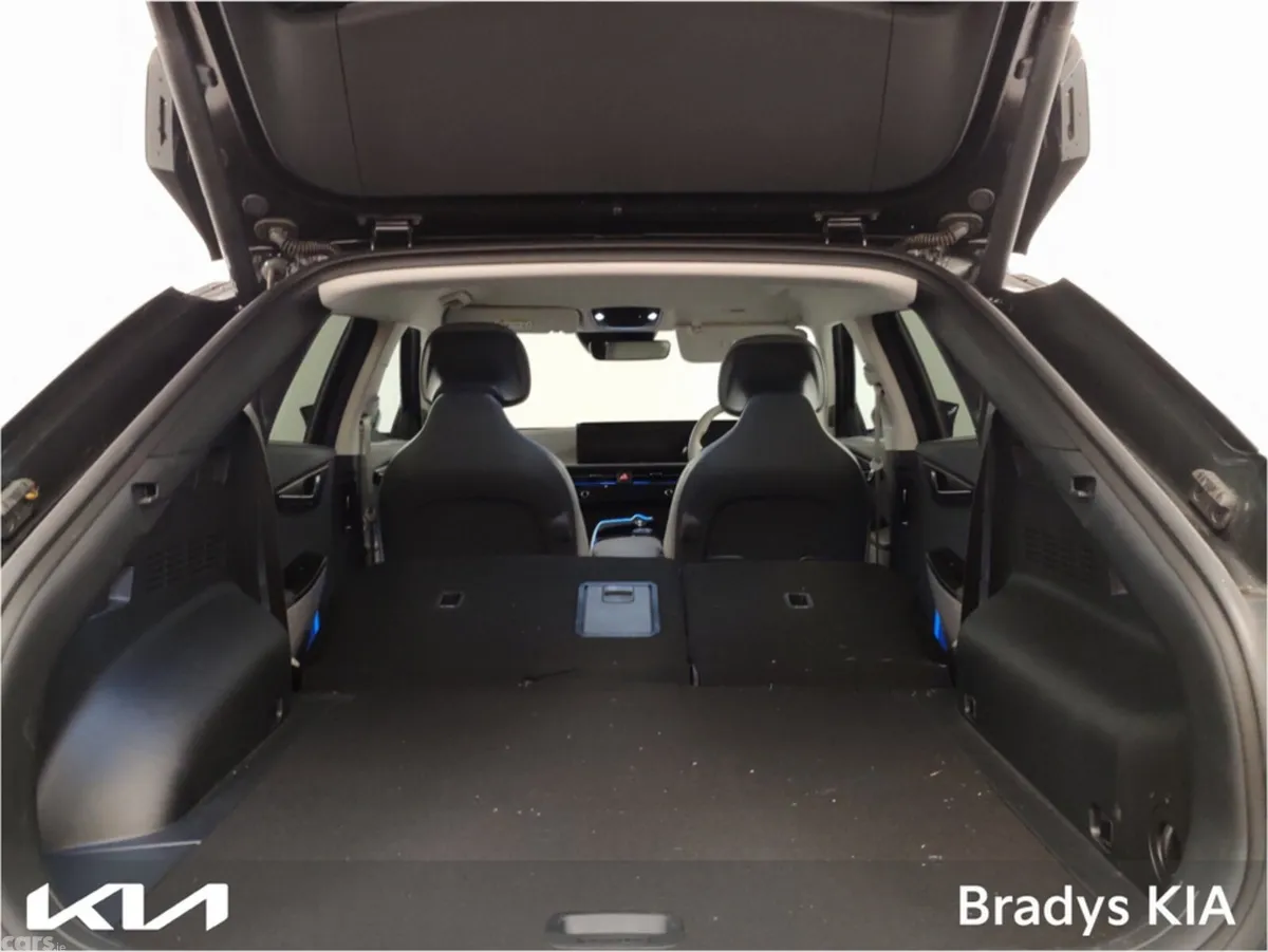 Kia EV6 MPV, Electric, 2026, Black