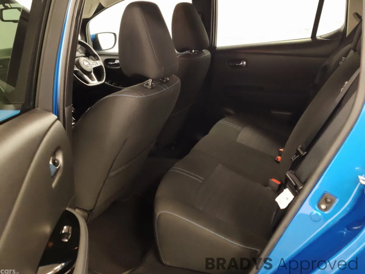 Nissan Leaf Hatchback, Electric, 2022, Blue