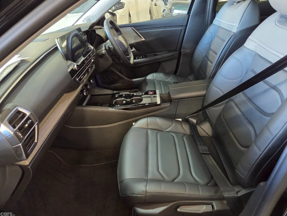Citroen C5 X MPV, Petrol Plug-in Hybrid, 2026, Grey