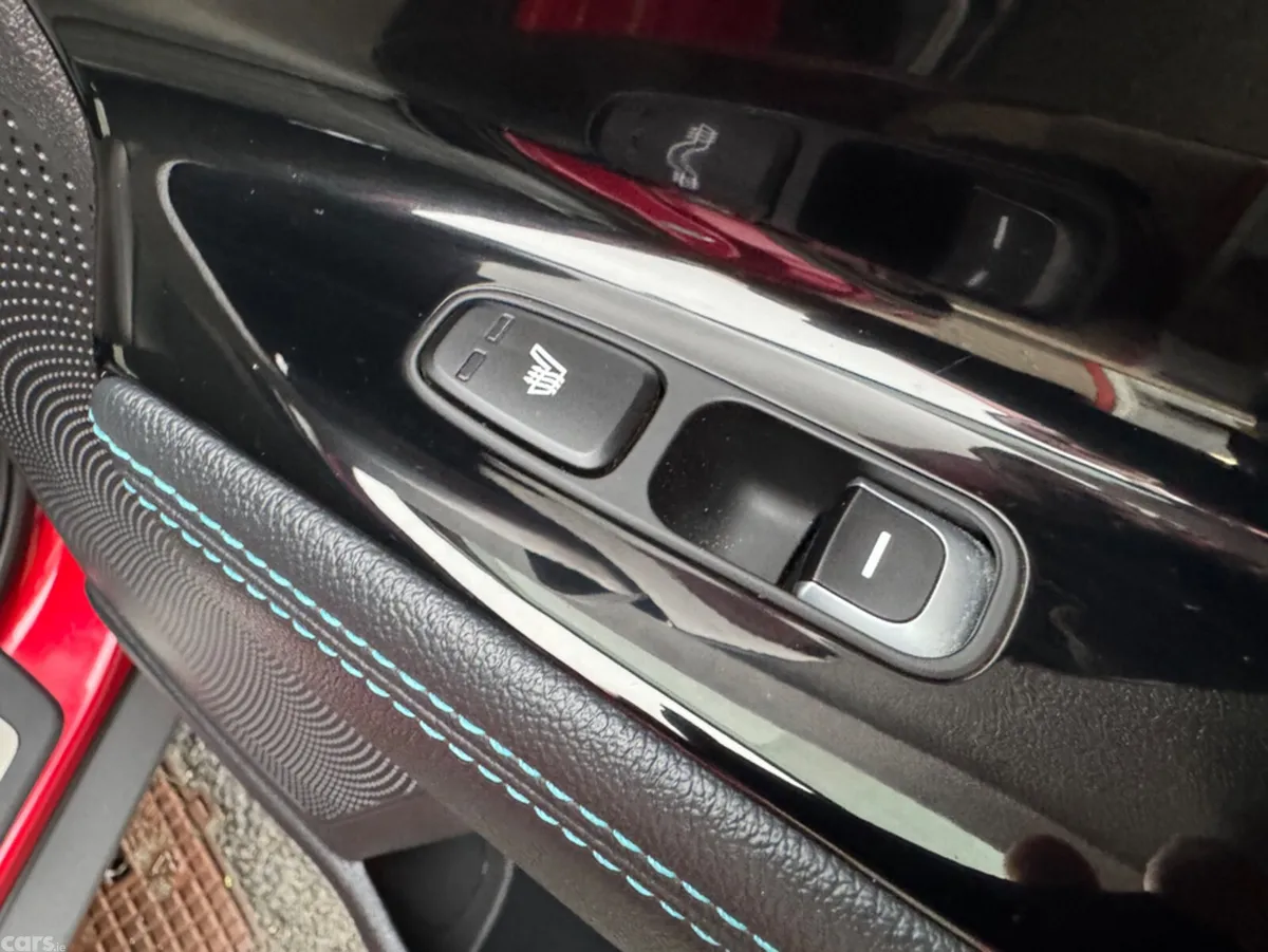 Kia Niro SUV, Petrol Plug-in Hybrid, 2020, Red