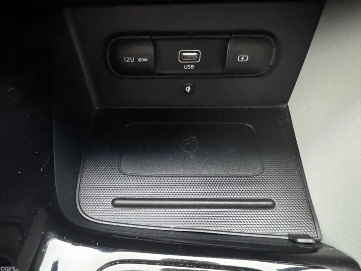 Kia Niro SUV, Petrol Plug-in Hybrid, 2020, Red