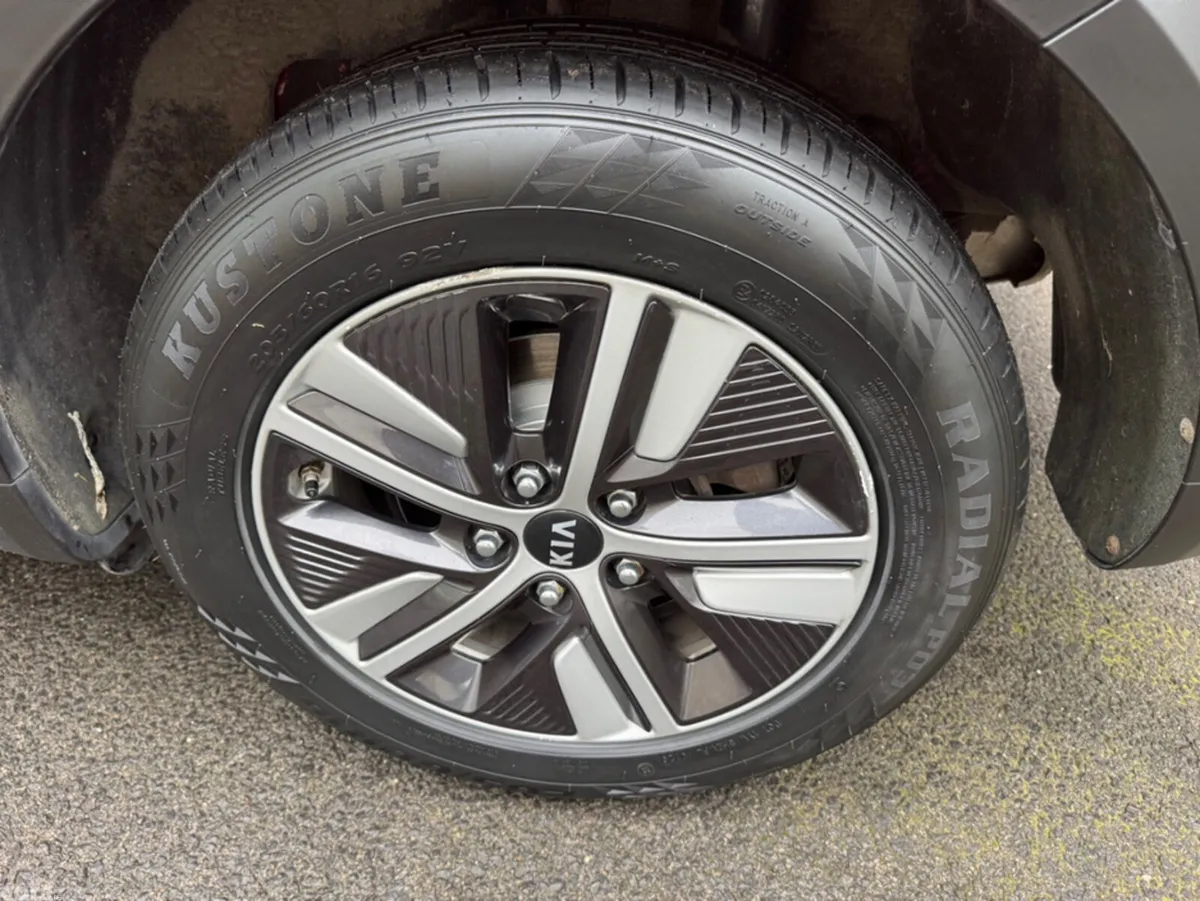 Kia Niro SUV, Petrol Plug-in Hybrid, 2020, Red