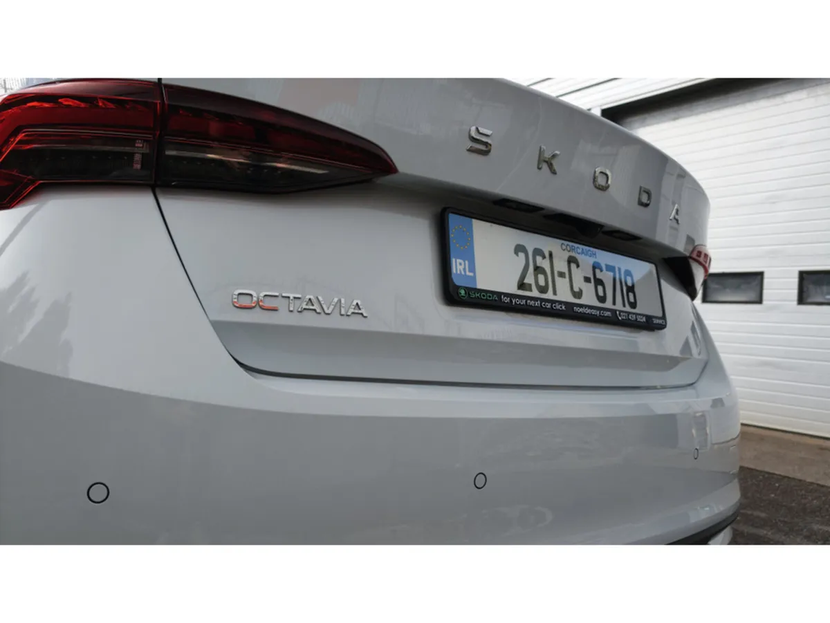 Skoda Octavia Hatchback, Unknown, 2026, White