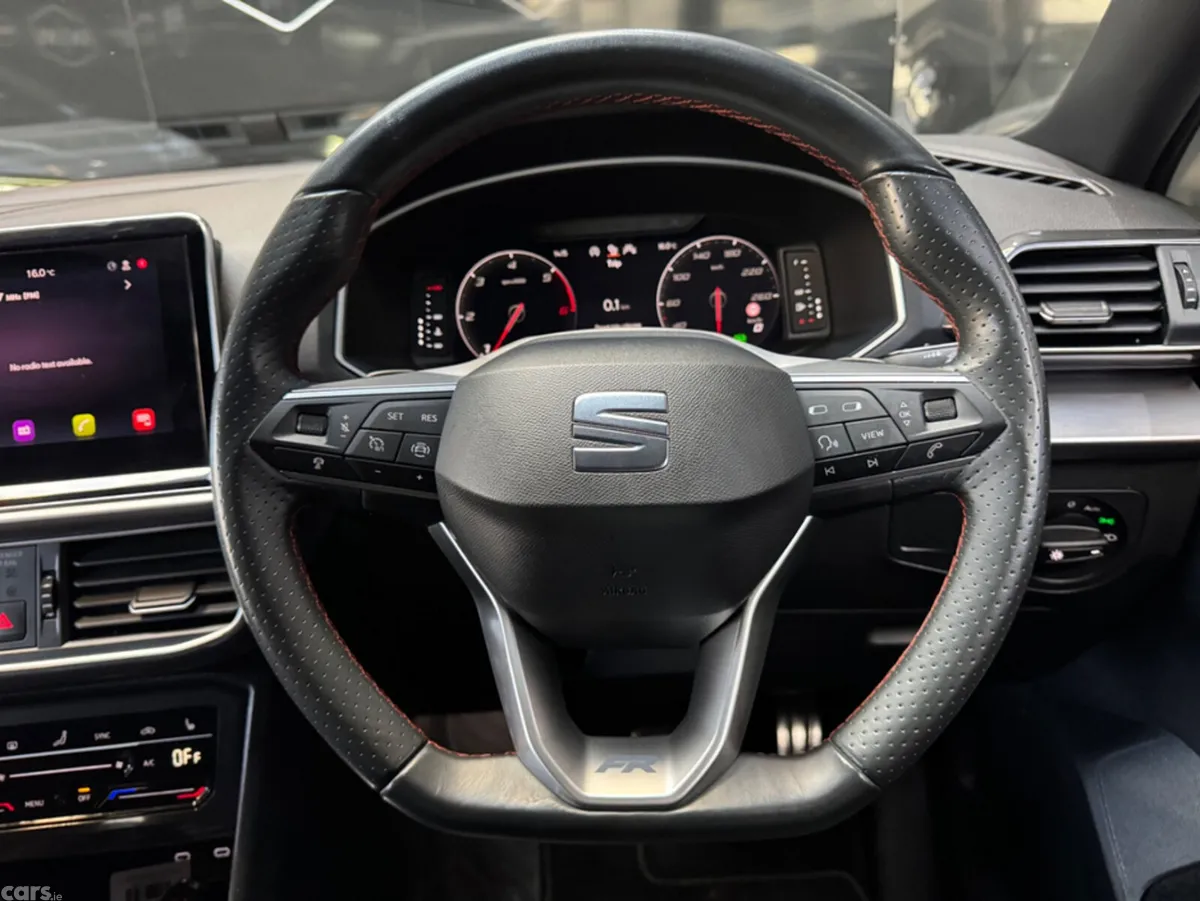 SEAT Tarraco Estate, Diesel, 2023, White